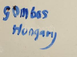 Gombos Hungary jelzéssel festett dísztál, hátoldalon sérüléssel, d: 25 cm