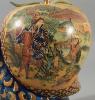 Satsuma moriage festéses porcelán asztaldísz, jelzett, kis kopással, m: 30 cm