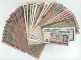 35db-os, főleg magyar bankjegyből álló tétel T:F-G