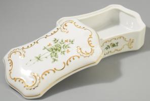 Hollóházi 3 részes asztali szett, bonbonier, gyertyatartó, levél alakú tálka, jelzett, hibátlan