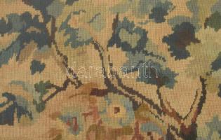 Üvegezett fa képkeret, benne vadászjelenetes gobleinnel, 49x36 cm