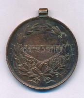 1917. "Károly Bronz Vitézségi Érem" bronz kitüntetés mellszalag és függesztőkarika nélkül....