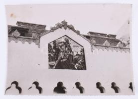 cca 1942 Kolozsvár, a M. Kir. Honvéd Hadtestparancsnokság épületét ábrázoló felvételek (külső homlok...