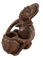 Catherine Gondrin: Afrikai nő üsttel. Mázas kerámia szobor, jelzett, hibátlan 22 cm