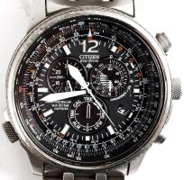 Citizen Eco drive karóra. Napelemes, működik, eredeti fém szíjjal, eredeti dobozában, leírással, blo...