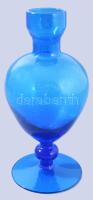 Anyagában buborékos színezésű kékszínű talpas váza, hibátlan, m: 22 cm