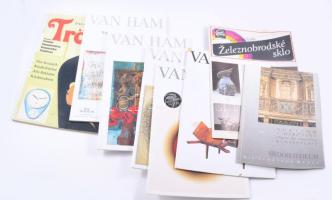 Műgyűjtőknek szóló kiadványok: Dorotheum aukciós katalógus, VAN HAM művészeti magazinok, stb., összesen 8 db, vegyes állapotban