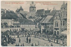 1905 Segesvár, Schässburg, Sighisoara; Alberthaus und Stundthurm / Albert ház (bentlakásos fiúiskola), óratorony, H. Girscht, Josef Girscht üzlete, ünnepség. H. Zeidner / boys' boarding school, clocktower, shops, ceremony (EK)