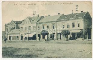 Nagymihály, Michalovce; Kossuth Lajos utca, Izraelita templom, zsinagóga, Ifj. Grünfeld Ignác, Schreiber Jónás üzlete. Strömpl Jenő és István kiadása / street view, synagogue, shops (EB)
