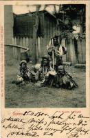 1900 Iasi, Jasi, Jassy, Jászvásár; O Familie de Tigani / Gypsy folklore. Edit. N. S. Saraga (crease)