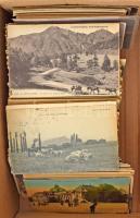 ÁLLATOK - 500 db főleg RÉGI motívum képeslap dobozban / ANIMALS - 500 mainly pre-1945 motive postcards in a box