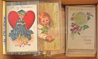 Kb. 180 db RÉGI főleg dombornyomott üdvözlőlap dobozban / Cca. 180 pre-1945 mainly Embossed greeting art postcards in a box