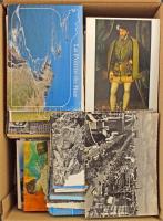 Kb. 2000 db MODERN franciaországi város képeslap dobozban / Cca. 2000 modern French town postcards in a box