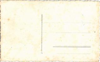 Lesniów, Wnetrze kosciola z cudowna figura M. Boskiej w wielkim oltarzu, Ogólny widok klasztornego k...