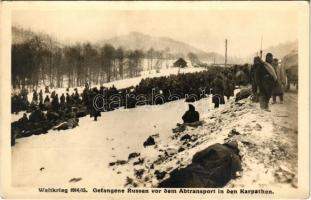 Gefangene Russen vor dem Abtransport in den Karpathen. Weltkrieg 1914/15. / Orosz hadifoglyok elszállítás előtt a Kárpátokban / WWI K.u.K. military, Russian POWs (prisoners of war) before transport in the Carpathian Mountains