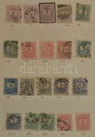 Magyar gyűjtemény 1850-től kb 2000-ig sok jobb kiadással, eleinte főleg bélyegzett, később főleg postatiszta anyag 10 db A4-es + több közepes és kisebb berakóban + üres berakó, hozzá kevés külföldi bélyeg, dobozban