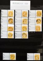 Ausztria 1867 2kr bélyegek 320 darabos tétele közte fogazat változatok, vízjelesek, szép bélyegzések, egy speciál gyűjtemény alapja lehet. 8 lapos A/4 berakóban.