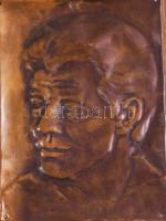 Sütő András domborított rézlemez kép, fa lapon, 14x11 cm