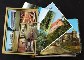200 db MODERN színes, használatlan külföldi város képeslap / 200 MODERN unused foreign town-view postcards