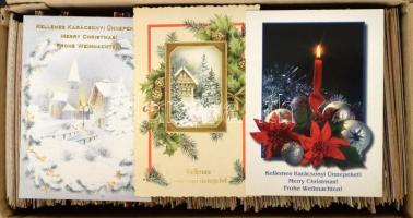 6 cipős doboznyi, kb. 4150 db MODERN üdvözlőlap és ünnepi képeslap (karácsonyi, húsvéti, újévi) / 6 shoe box (cca. 4150 pcs) of MODERN greeting cards and holiday postcards (Christmas, Easter, New Year)