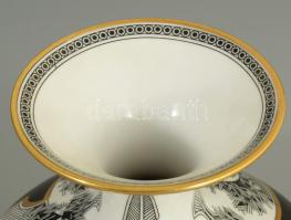 Hollóházi Jurcsák László által tervezett váza: Női fejek. Matricás, jelzett, hibátlan, m: 15,5 cm