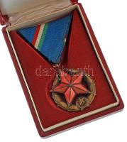 1951. "Közbiztonsági Érem bronz fokozata a rendőrség tagjai részére" bronz kitüntetés mellszalagon, Rákosi-címeres dísztokban T:AU Hungary 1951. "Public Security Medal" for the members of the Armed Forces, bronze grade, enamelled bronze decoration with ribbon, in decorative case with "Rákosi" coat of arms C:AU NMK 551.