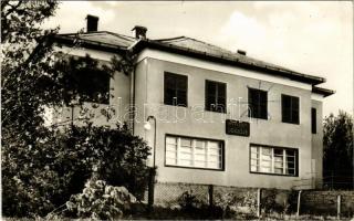 1966 Gyopárosfürdő (Orosháza), művészeti üdülő. Képzőművészeti Alap (EK)