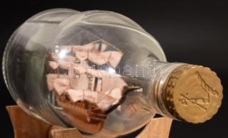 Türelemüveg állványom, 24x13 cm