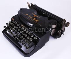 cca 1937 Adlerwerke Vorm. Heinrich Kleyer A.G. "Adler Mod 37" írógép. A Wehrmacht számára ...