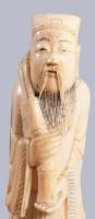 Okimono - Japán bölcs. cca 19. sz. vége, Japán, faragott elefántcsont, m: 9,5 cm