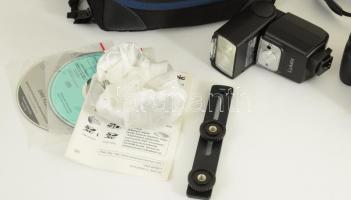 Panasonic Lumix DMC-FZ200 digitális fényképezőgép Leica 1:2,8-4,5 objektívvel, hozzá eredeti vaku, s...