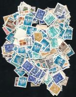 Pár száz db vegyes automata bélyeg tasakban ömlesztve