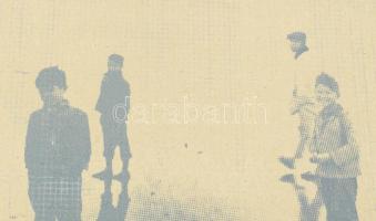 Wagner János (1936-2022): Kagylók Vietnámból, 1970. Szitanyomat, papír, jelezve jobbra lent: Wagner....