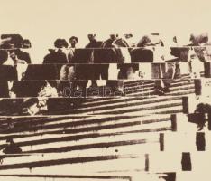 Wagner János (1936-2022): A lépcső, 1980 körül. Szitanyomat, papír, jelzett a hátoldalán. Párdarabja...