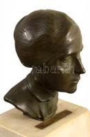 Lux Elek (1884-1941): Női büszt. Feltehetően ón vagy bronz, jelzett a talapzaton, m: 24,5 cm
