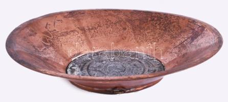 Magyarcsák Mária: Dísztál. Jelzett, iparművész réz és fém, d: 24 cm