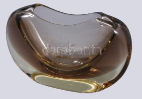 Cseh kristály váza, játék kocka és szőlő véséssel. Hibátlan. 17 cm