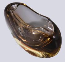 Cseh kristály váza, játék kocka és szőlő véséssel. Hibátlan. 17 cm