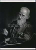 cca 1948 Yousuf Karsh (1908-2002) kanadai fotóművész felvétele (George Bernard Shaw (1856-1950) Nobel-díjas ír drámaíró portréja), 1 db modern nagyítás, jelzés nélkül, 21x15 cm