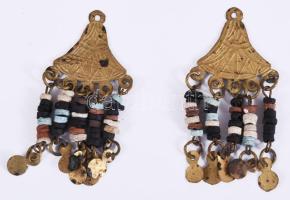 2 darab régi egyiptomi nyakék és hiányos fülbevaló pár