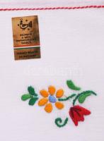 2 darab retro iparművészeti terítő 8 szalvétával + 4 darab sárközi szalvéta, újszerű