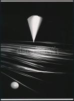 cca 1941 Kepes György (1906-2001) magyar - amerikai festő- és fotóművész alkotása modern nagyításon (fotogram - Mérleg), jelzés nélkül, 21x15 cm