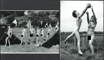 cca 1980 előtti felvételek nudista táborról, 2 db modern nagyítás, jelzés nélkül, 21x15 cm és 15x21 cm