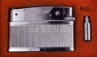 5 darab régebbi öngyújtó