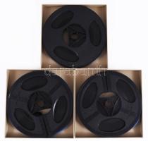 3 db 8 mm-es filmtekercs, műanyag tokban