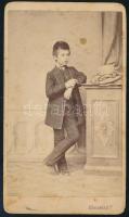 cca 1865 Kisfiú (Puskás Albert) portréja, keményhátú fotó Marselek kolozsvári műterméből, 10,5×6,5 cm