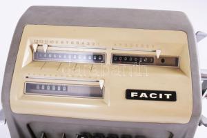 1954 Facit Calculating Machine, jelzett, jó állapotban, 30x15 cm