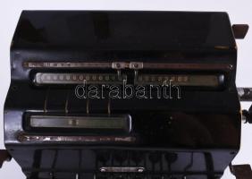 Patent márkájú mechanikus szorzógép, címeres jelzéssel, 30x14 cm