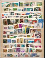 110 db sor + 4 db blokk + 5 db szelvényes bélyeg A4-es berakólapon