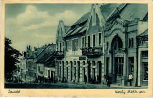 Tasnád, Horthy Miklós utca, üzletek. Lőwinger Lipót kiadása / street view, shops (EK)